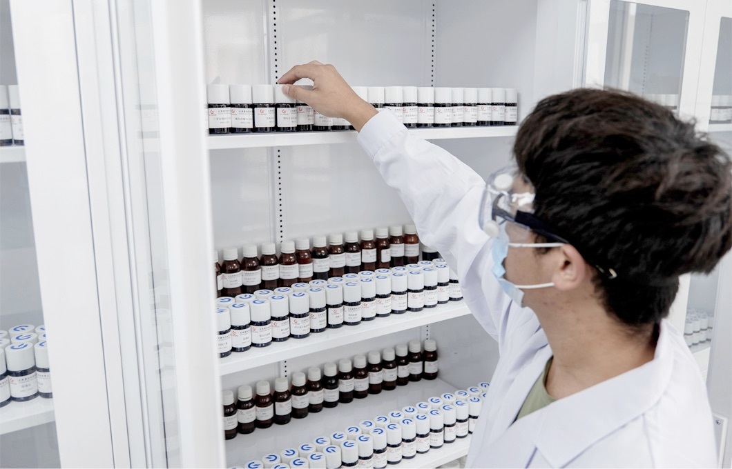 【两个至上】卷烟797种VS电子烟101种——添加剂数量差异巨大，是否存在技术歧视？