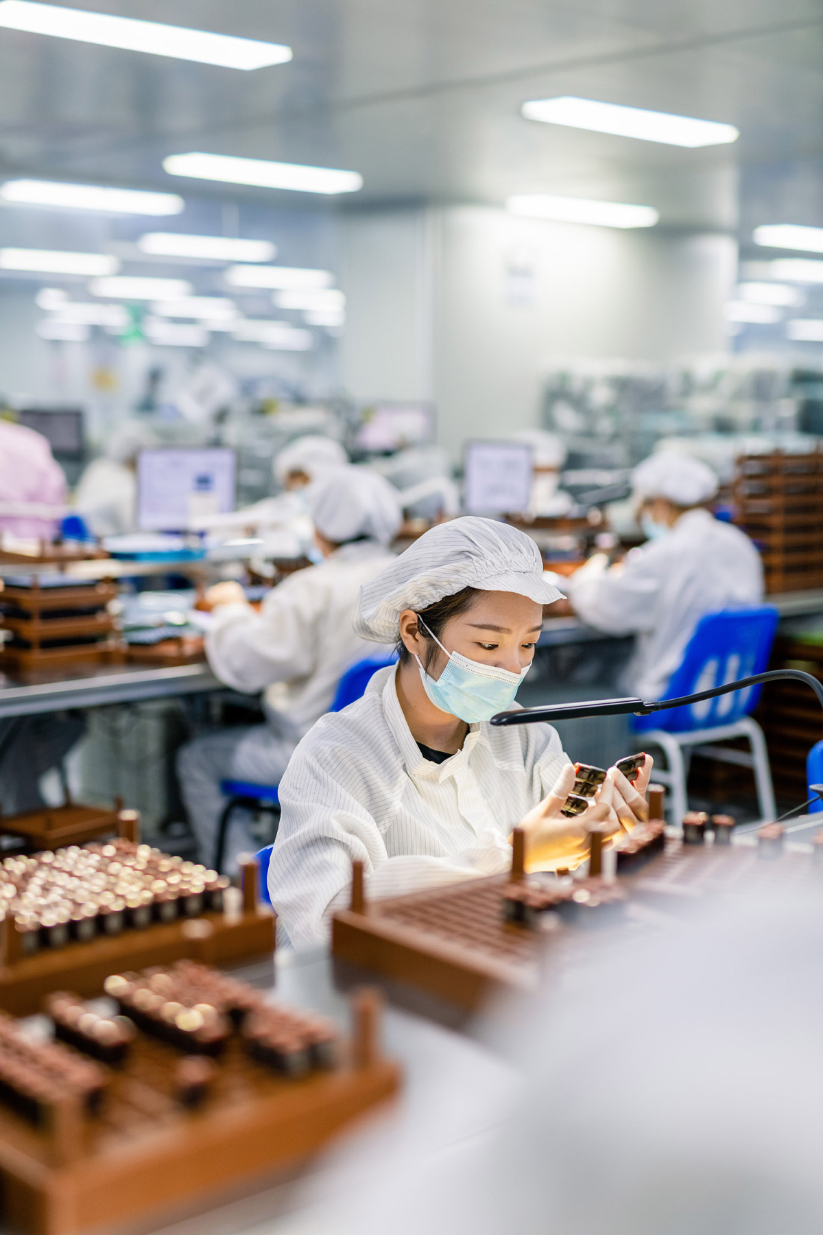 从“灰产”到“雾谷”：深圳电子烟续写新财富传奇