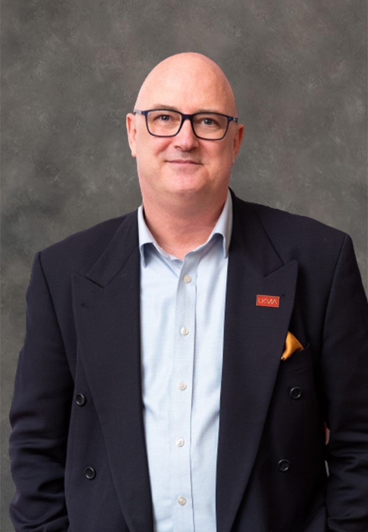 两个至上连线UKVIA:建议英国政府把电子烟容量限制提高到5ml