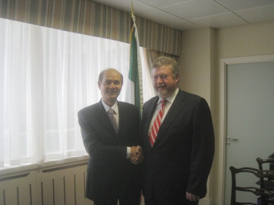 盘点各国禁烟史:过度监管刺激黑市繁荣