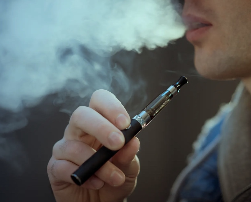 研究表明新冠疫情期间，电子烟可能取代卷烟
