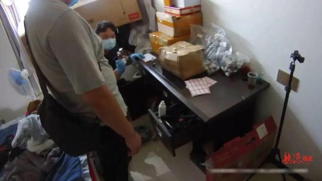 湖南一男子贩卖自制“上头”电子烟被捕