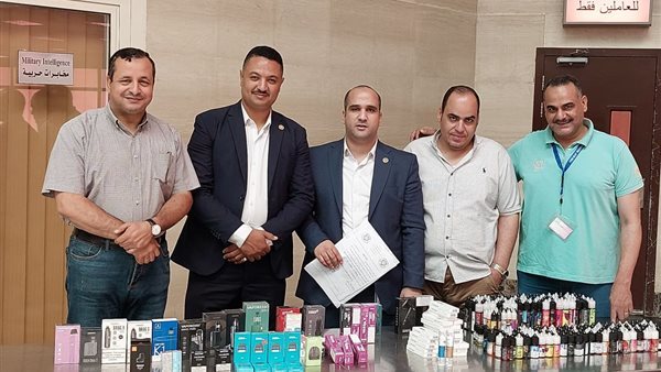 阿拉伯逮捕了一走私电子烟和水烟团伙