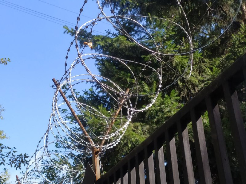 俄罗斯赤塔一居民殴打电子烟卖家