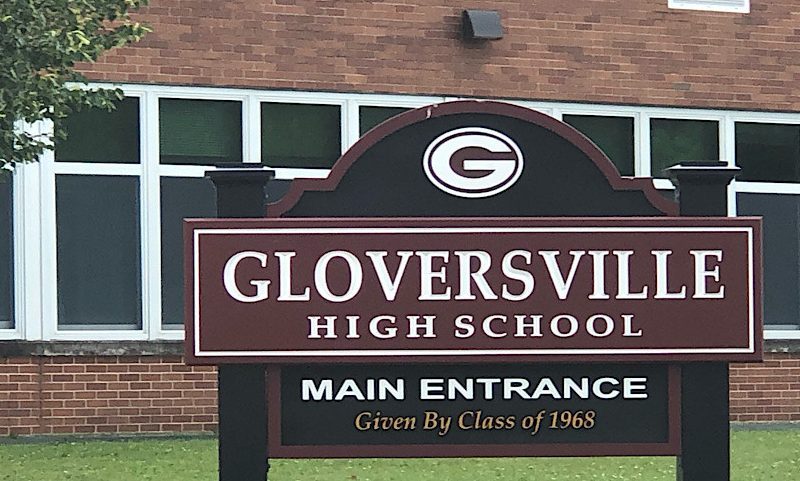 美国一高中将禁止使用电子烟写入学生守则