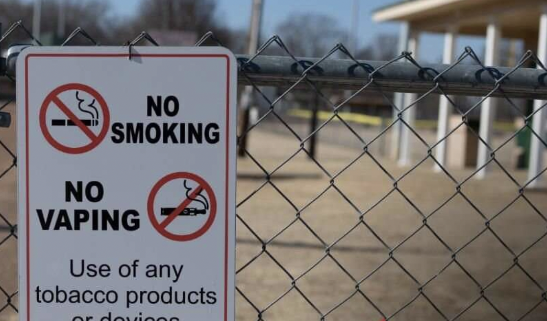 美国教师和健康专家积极帮助学生远离电子烟