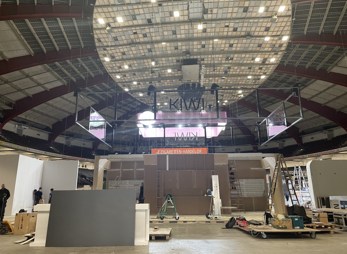 【图集】直击多特蒙德展会现场搭建情况