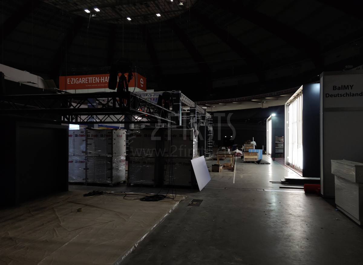 【图集】直击多特蒙德展会现场搭建情况