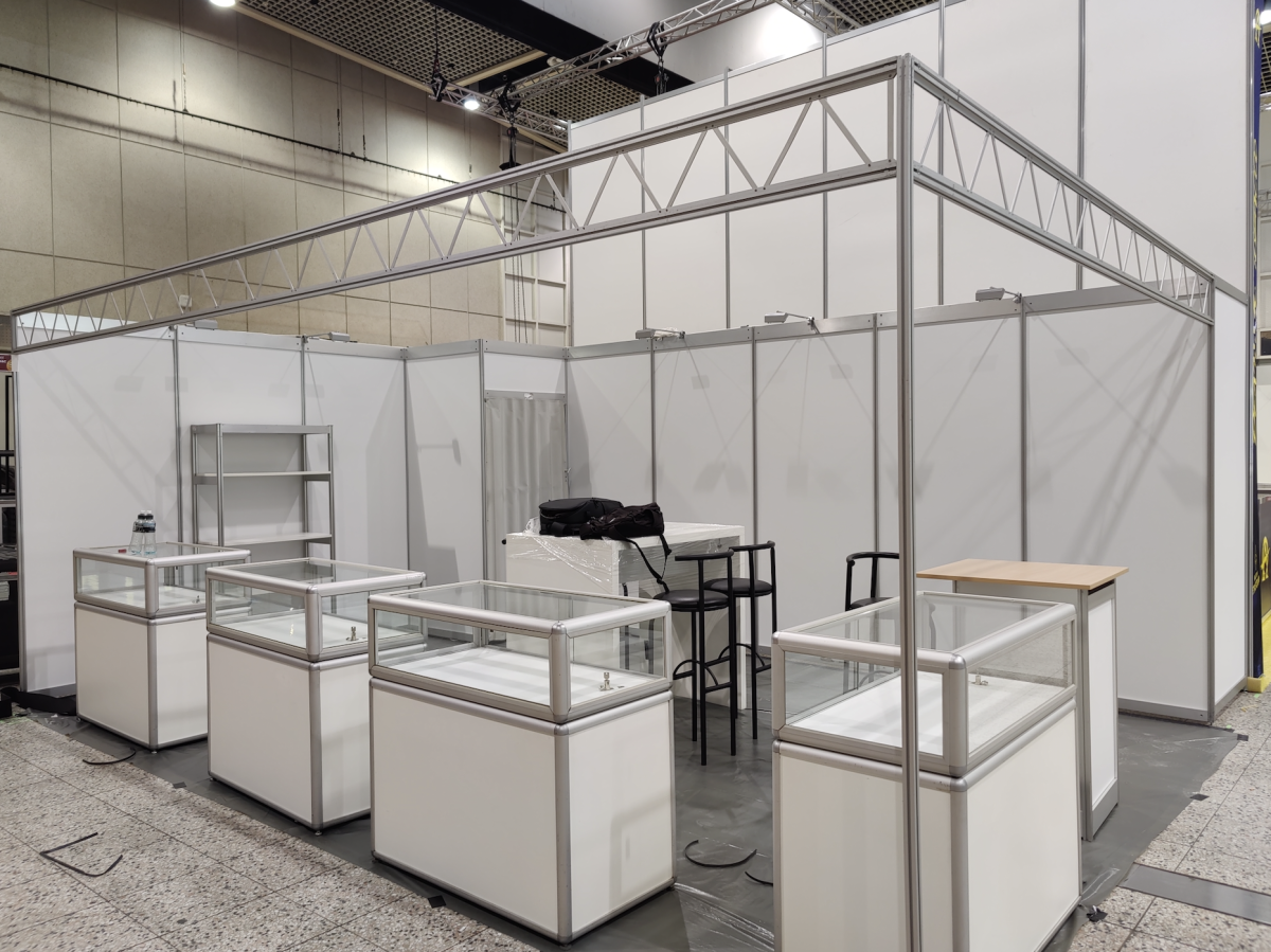 ECCC国际联展团展台搭建最新进展 预计明日完成布展