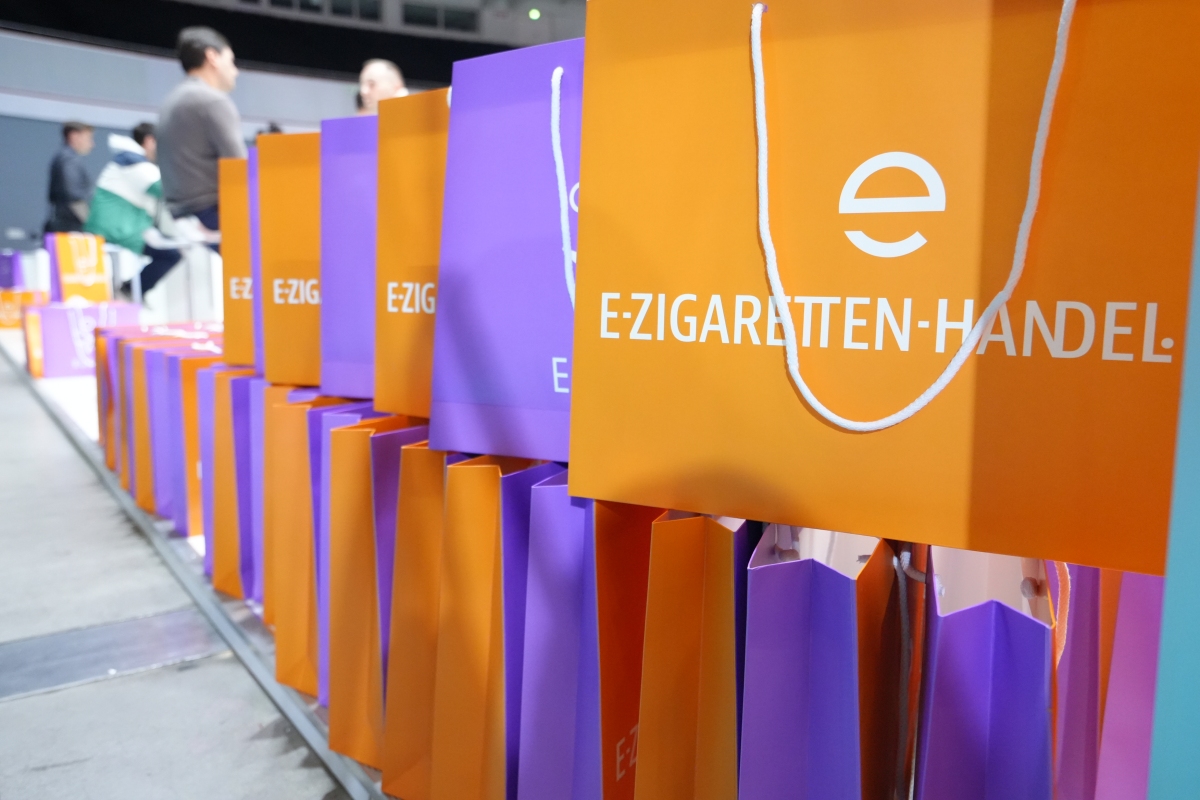 【图集】ELF BAR & E-ZIGARETTEN-HANDEL.DE