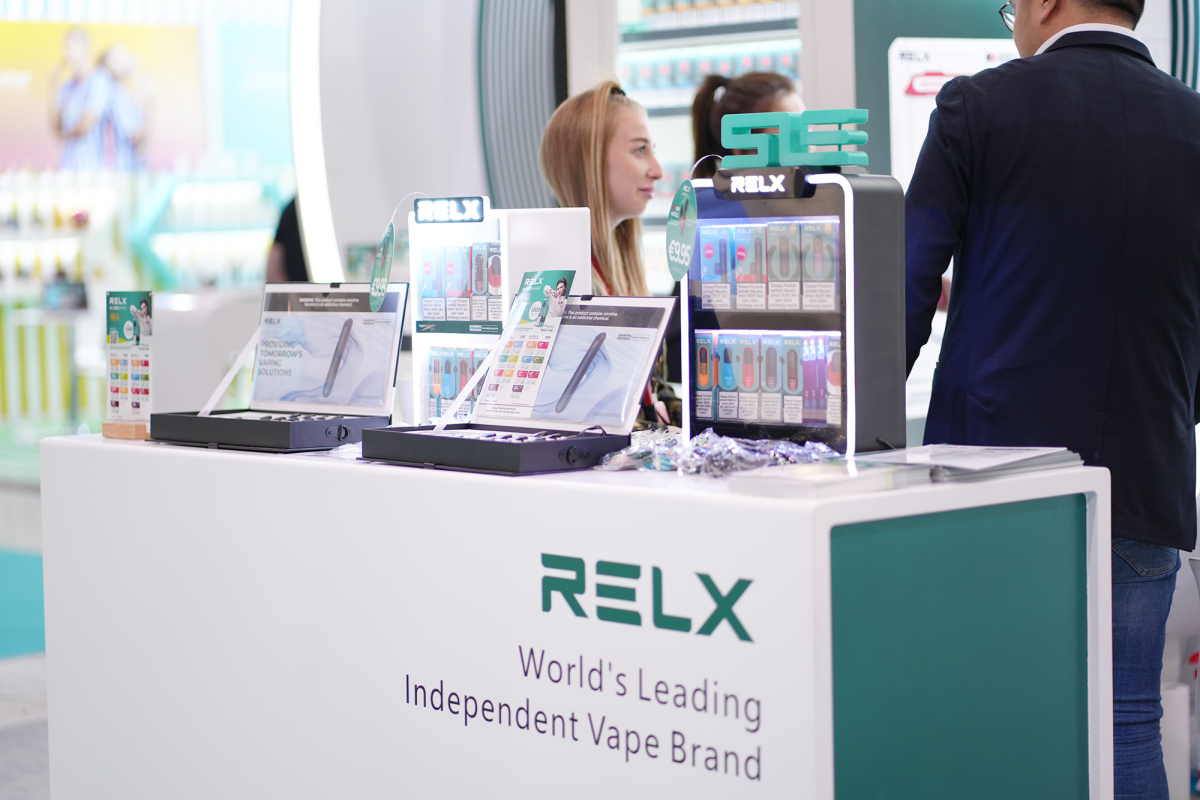 【图集】悦刻展台主推“无限”系列