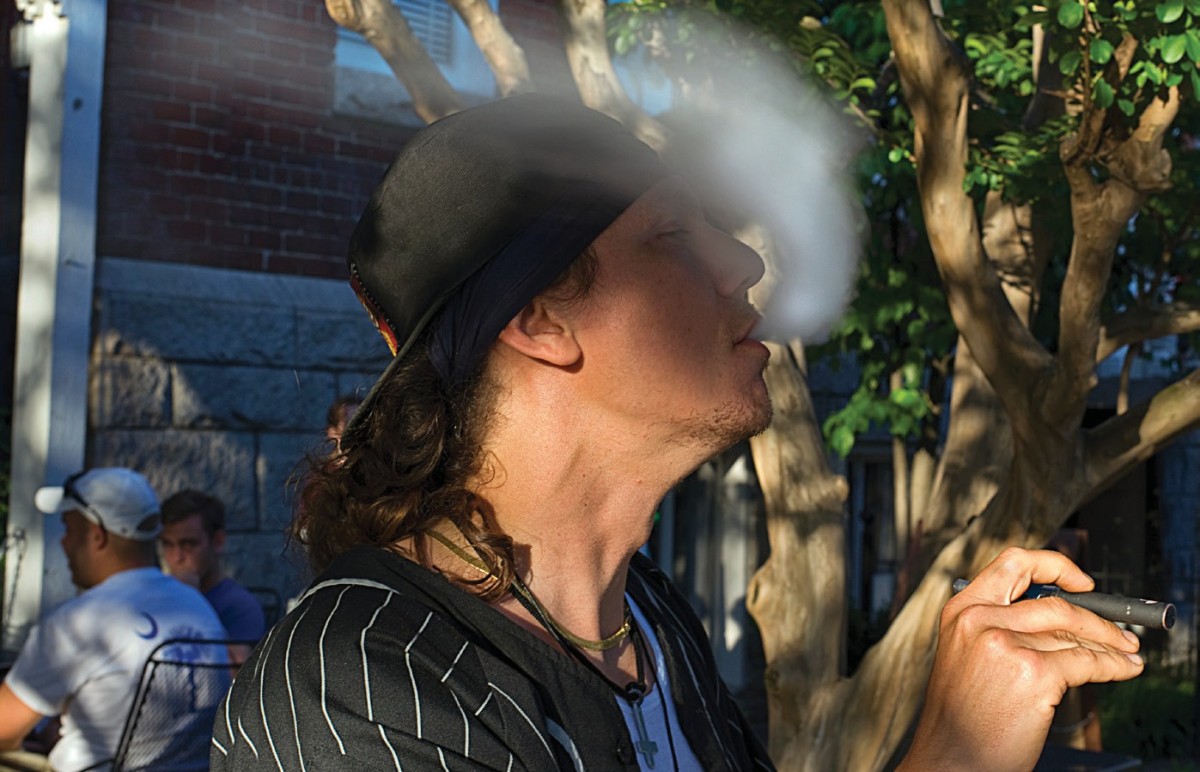 美国切斯特菲尔德县将区分各类烟草店