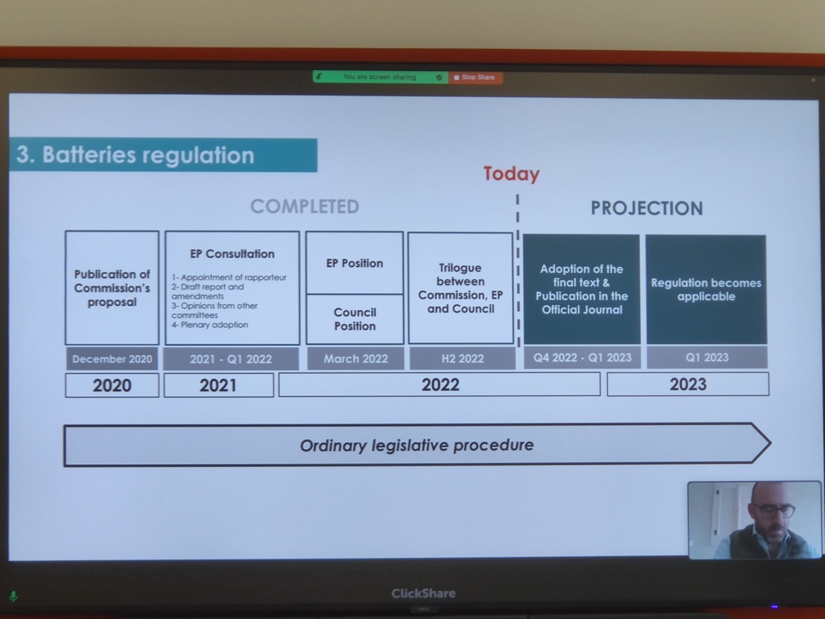 EU to Announce E-cigarette Battery Recycling Approach Early Next Year