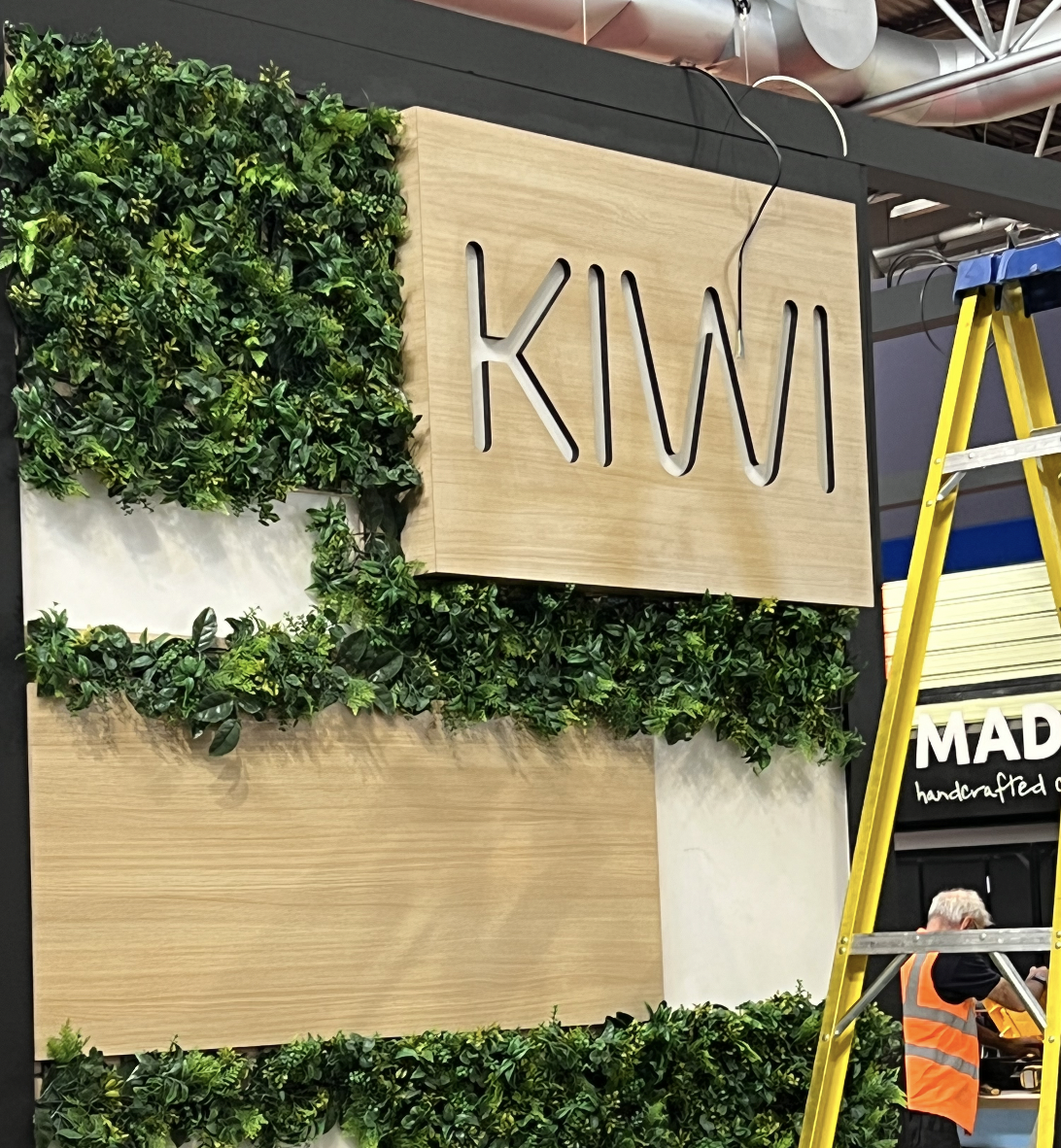 直击伯明翰电子烟展搭建现场