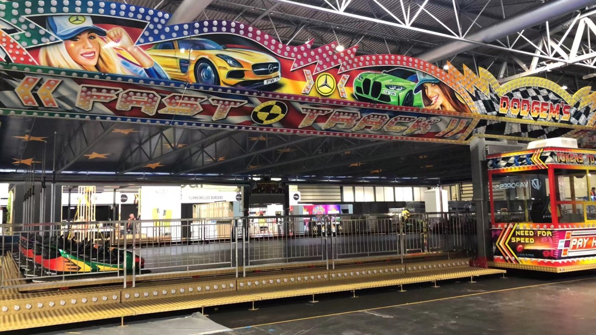 直击伯明翰电子烟展搭建现场