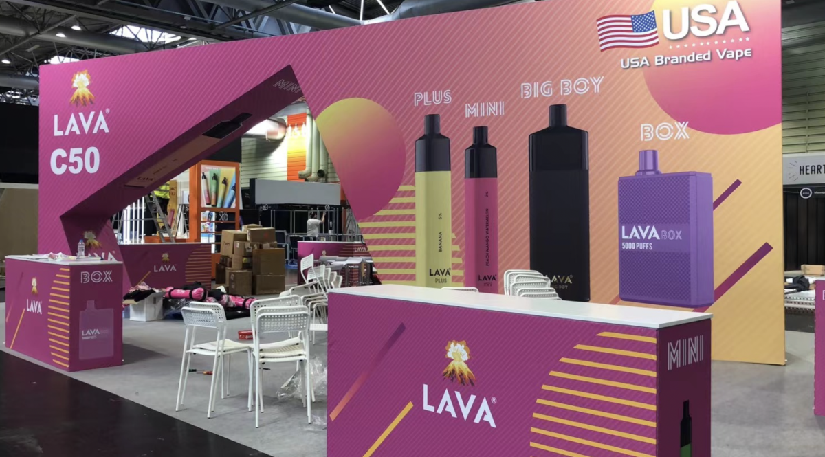 直击伯明翰电子烟展搭建现场