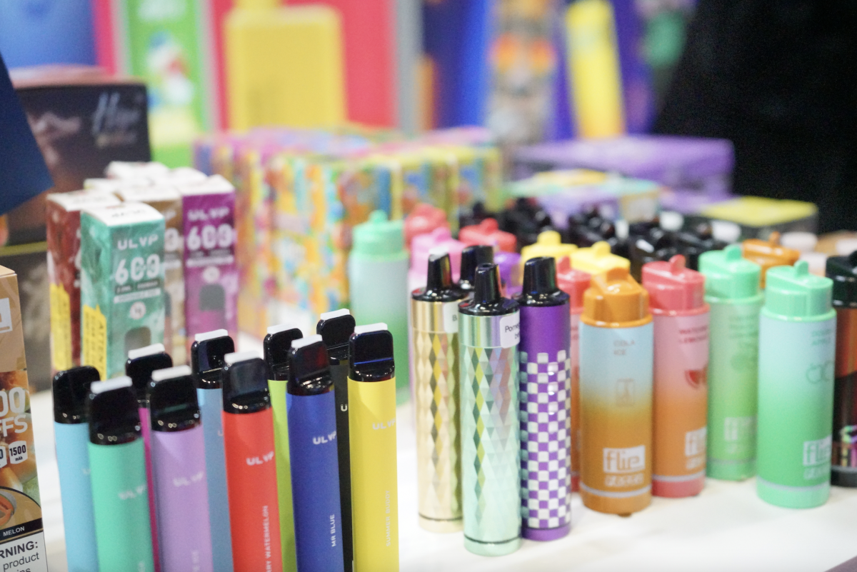 ECCC联展团正式亮相伯明翰电子烟展