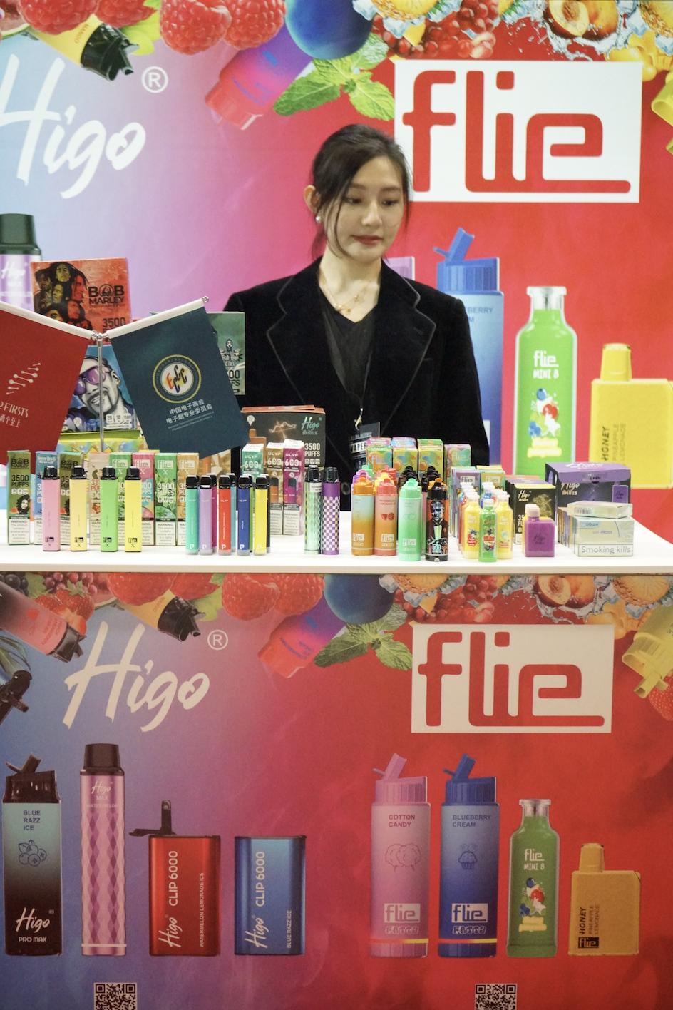 ECCC联展团正式亮相伯明翰电子烟展