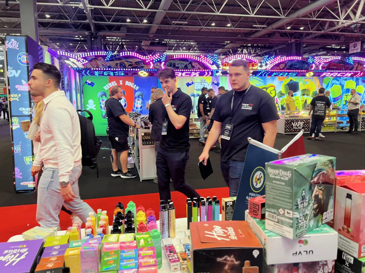 Active Tech Presents Vaper Expo UK With Eye-catching Patented Foldable Vape