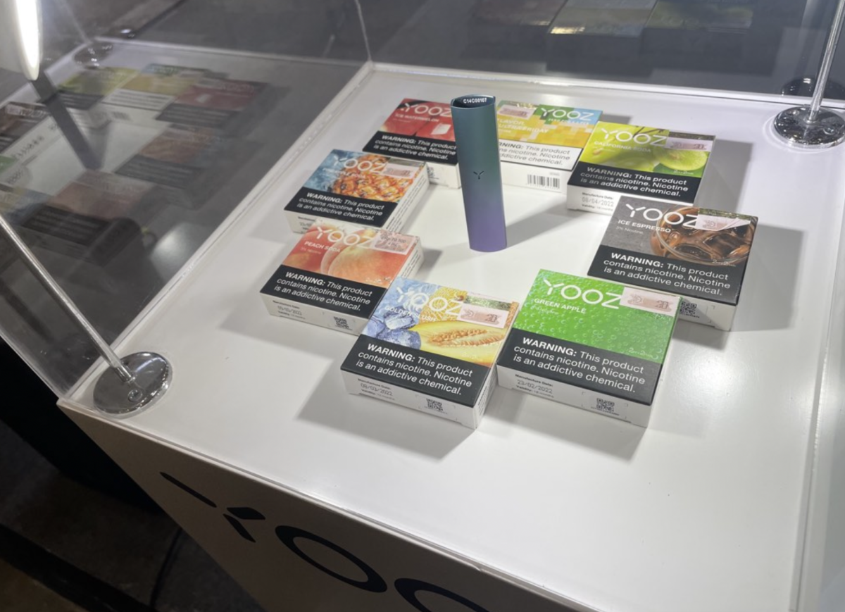 YOOZ Shelves Products With Mag Attach Technologies