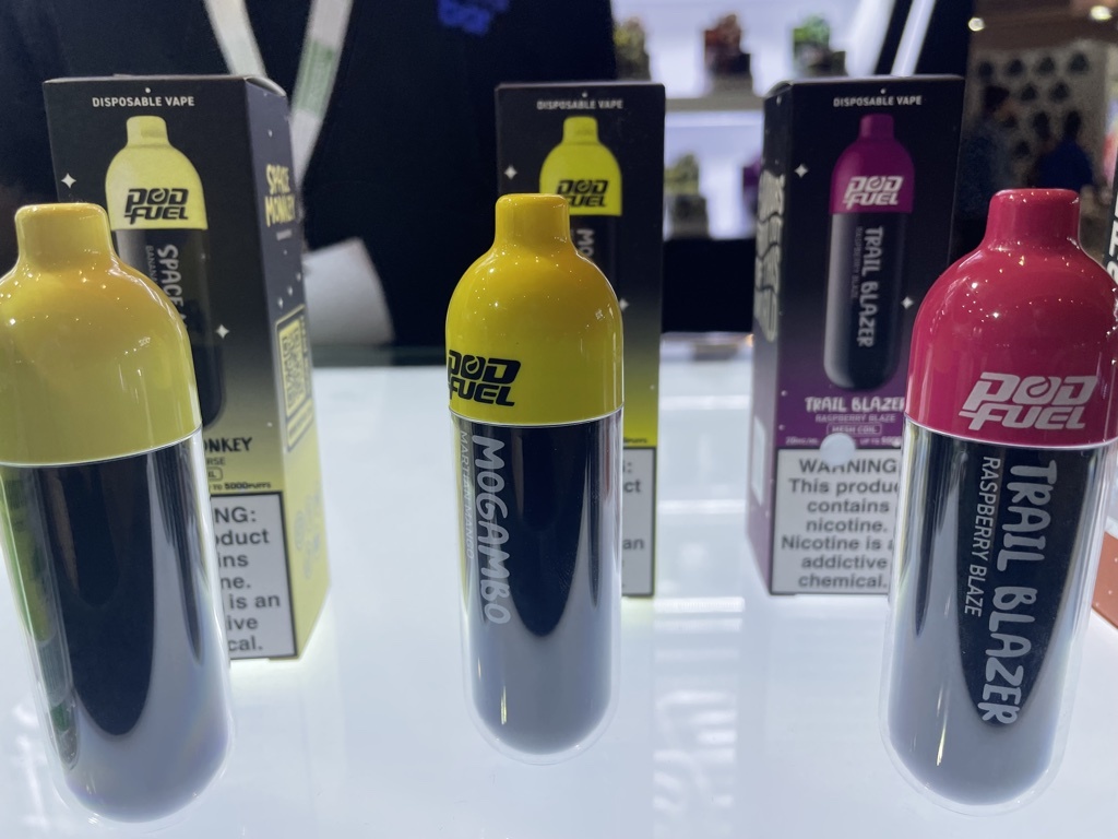 【图集】AKS展台黑色风格引人注目