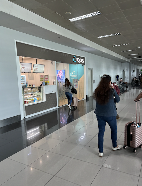 直击菲律宾马尼拉国际机场 IQOS 吸烟室