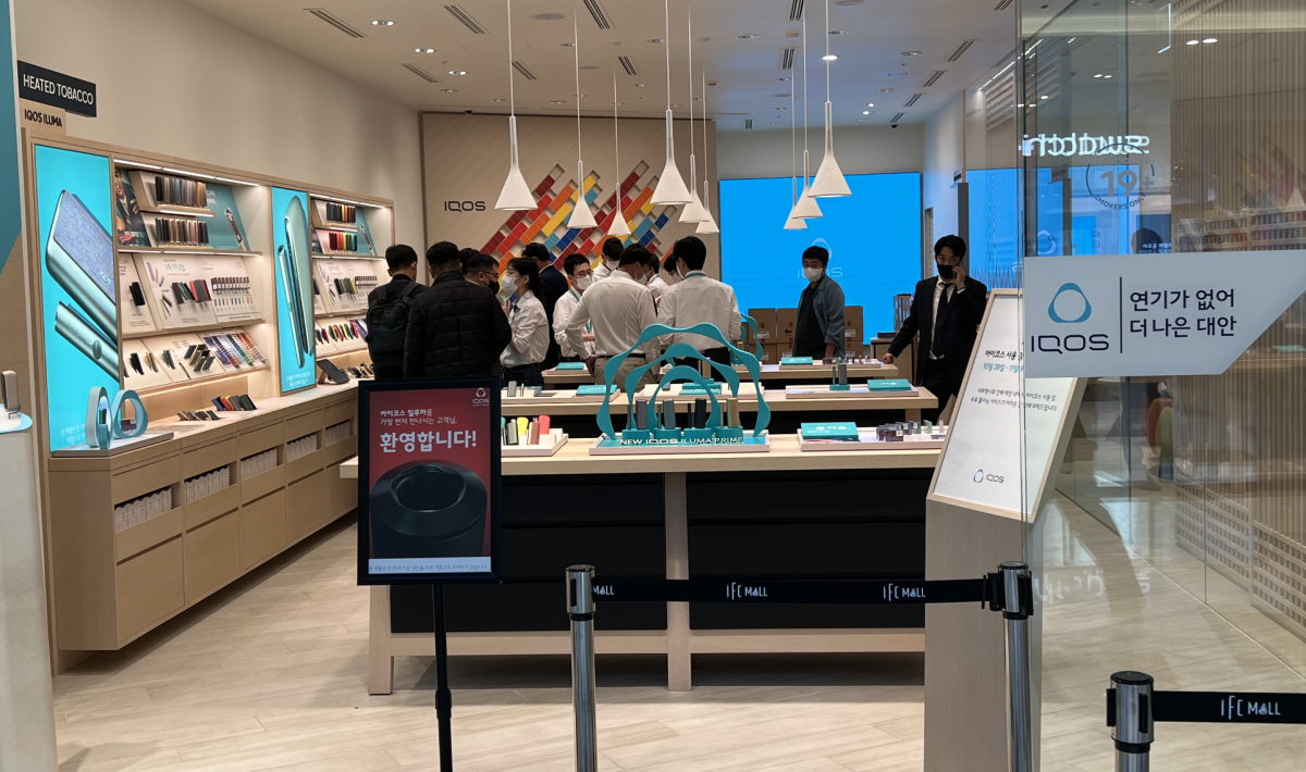Informe en vivo sobre el lanzamiento de IQOS ILUMA en Corea del Sur.
