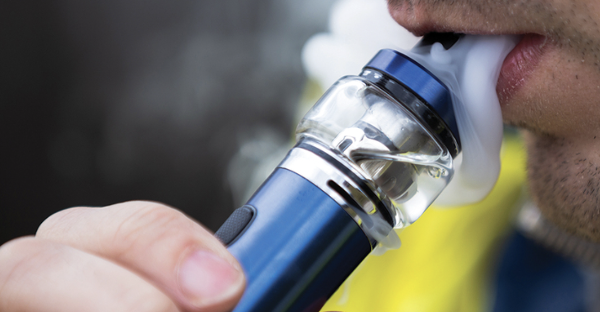 迪拜将对使用电子烟的学生处以暂时休学