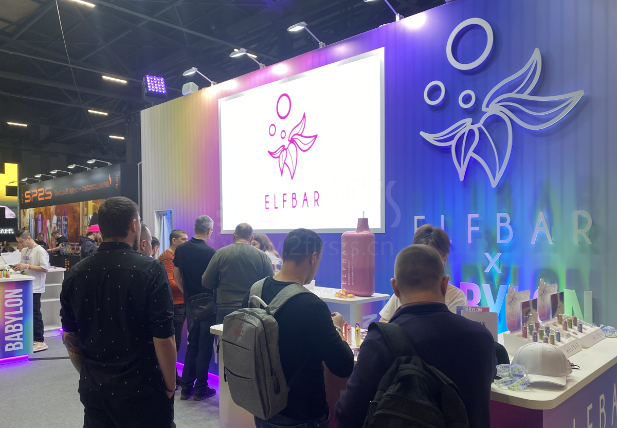 人偶 舞女 烟油调味赛——俄罗斯电子烟展会精彩集锦