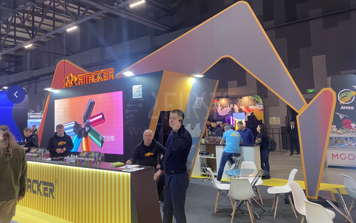 人偶 舞女 烟油调味赛——俄罗斯电子烟展会精彩集锦