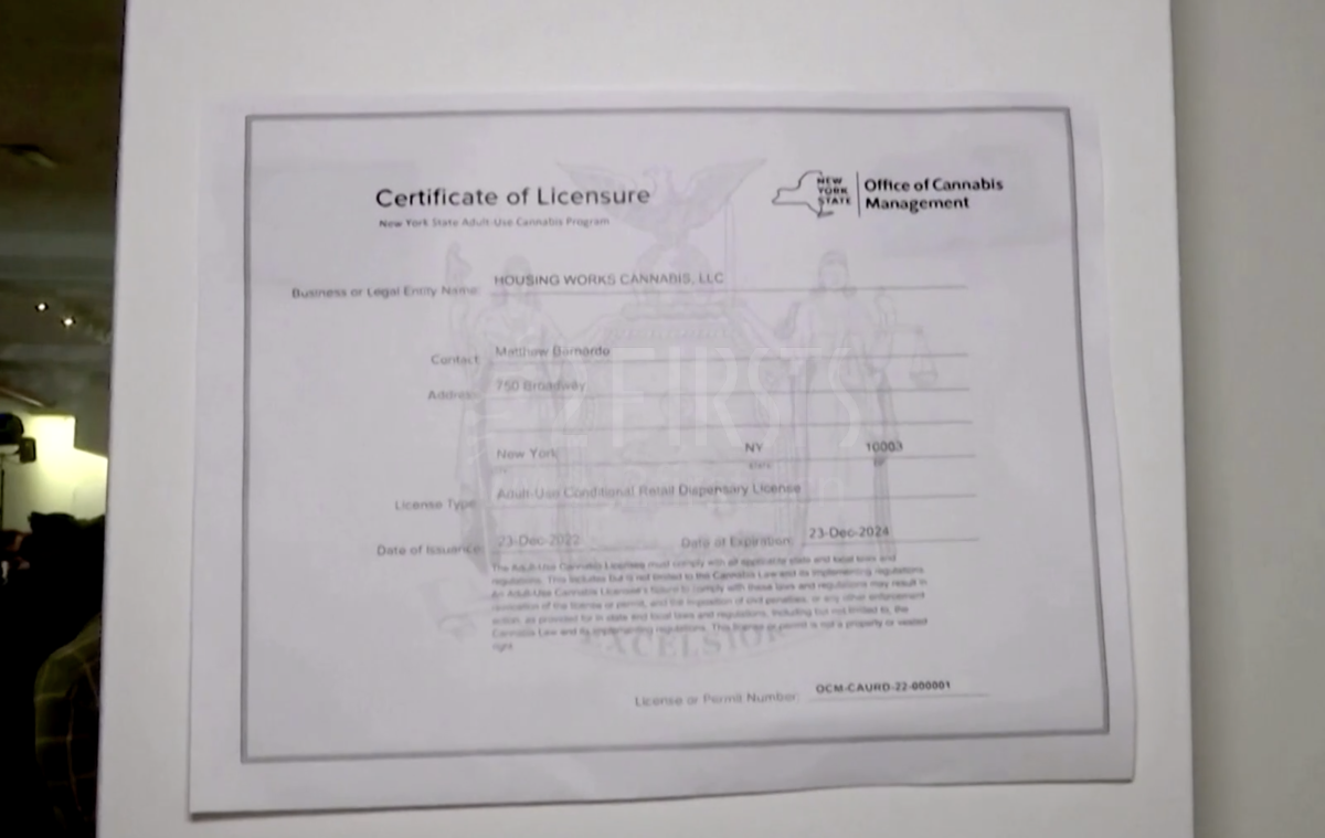 预告!两个至上实地探访纽约首家大麻店开业情况