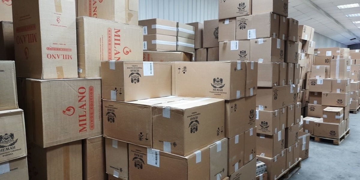 俄罗斯圣彼得堡海关查获110万包走私卷烟 价值约1.5亿卢布