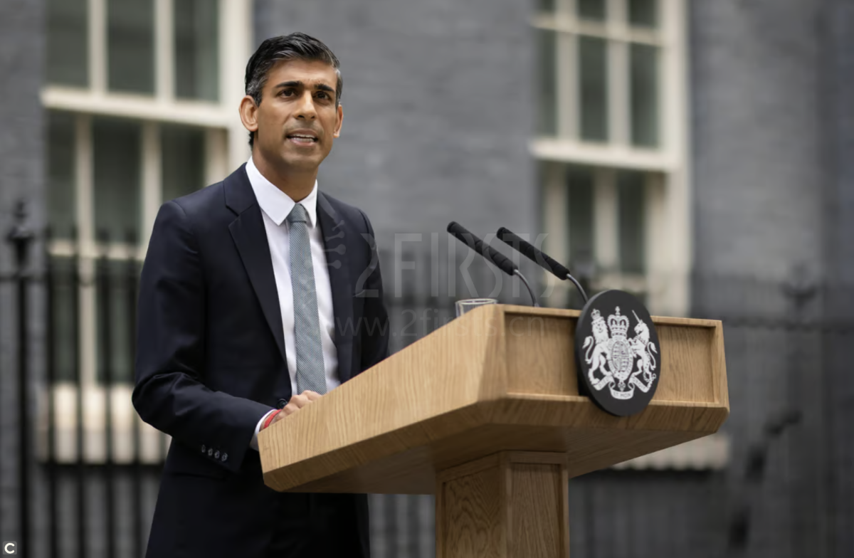 英国首相保证打击非法电子烟销售 抨击针对未成年人的电子烟广告