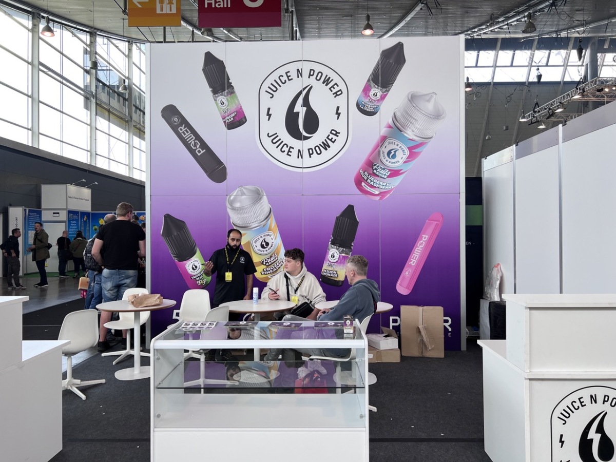 Juice N Power incautado en la feria alemana de cigarrillos electrónicos por productos no gravados