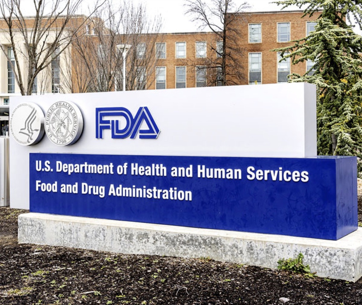 La FDA niega la aprobación de comercialización para 6.500 cigarrillos electrónicos con sabor.