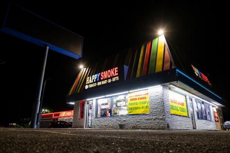 Surgen tiendas de tabaco en Virginia, la mitad de las ganancias proviene del vapeo.