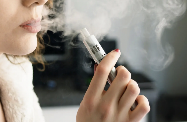 2FIRSTS Checking E Cigarette Regulations When Traveling