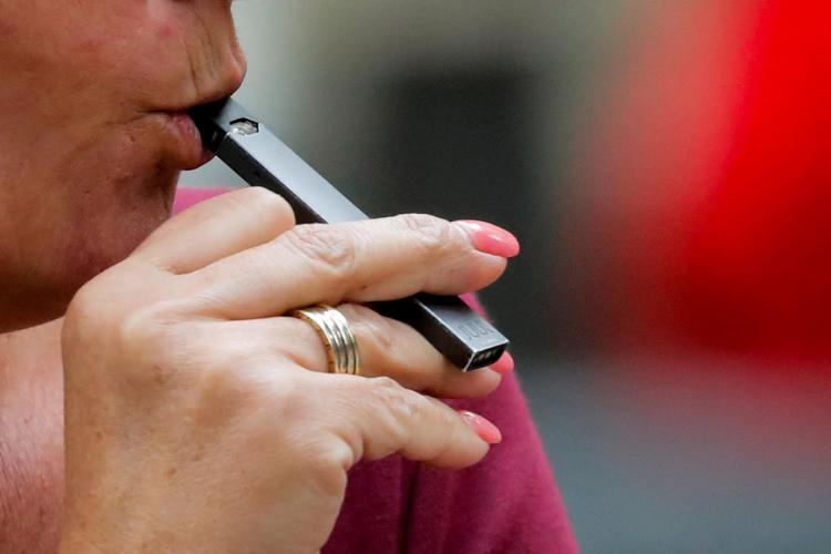 La regulación defectuosa de la FDA sobre los cigarrillos electrónicos: una amenaza para la salud pública.