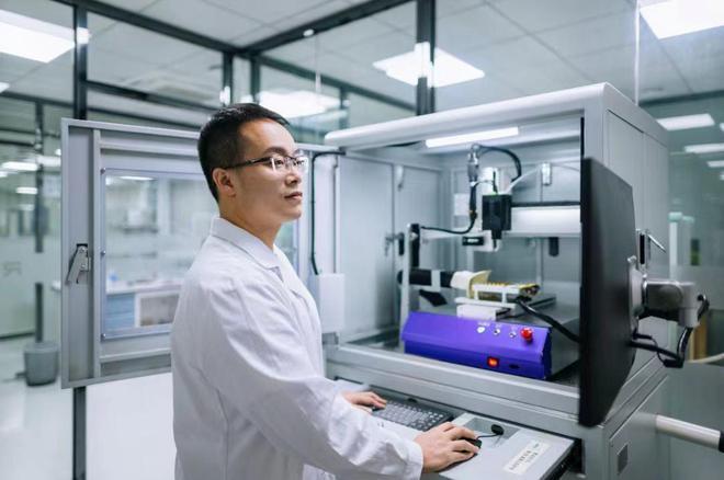 El laboratorio de Calidad y Seguridad de RELX en Shenzhen ha sido acreditado por la CNAS.