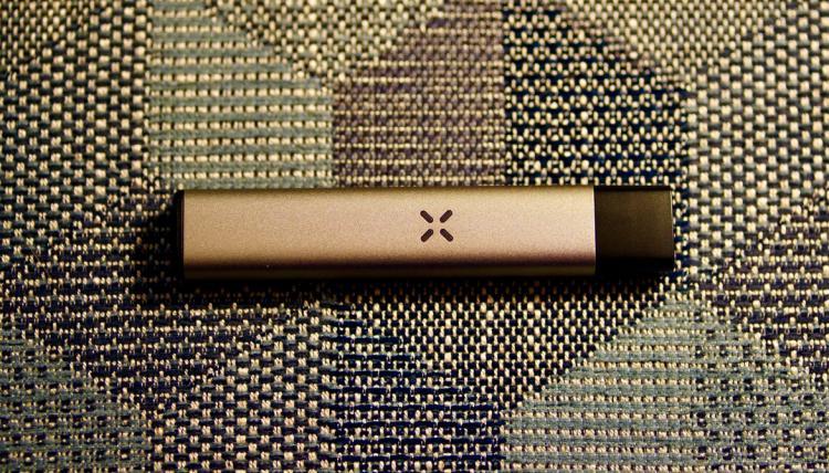 New Study Finds Nicotine E-cigarettes Safer Than Traditional Cigarettes.