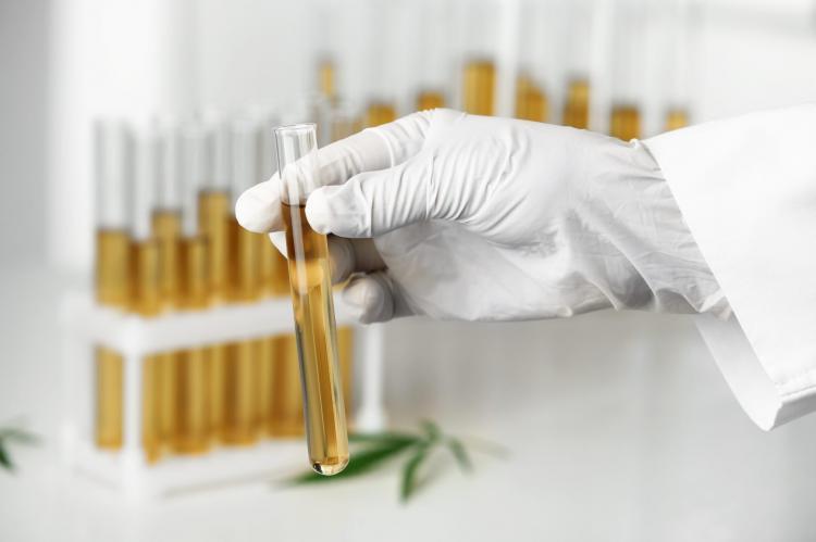 Las solicitudes de patente de Altria se centran en los vaporizadores de CBD y nicotina.