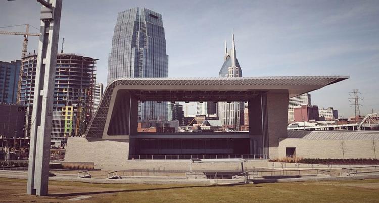 Tennessee y Kentucky aprueban nuevas leyes sobre el tabaquismo.