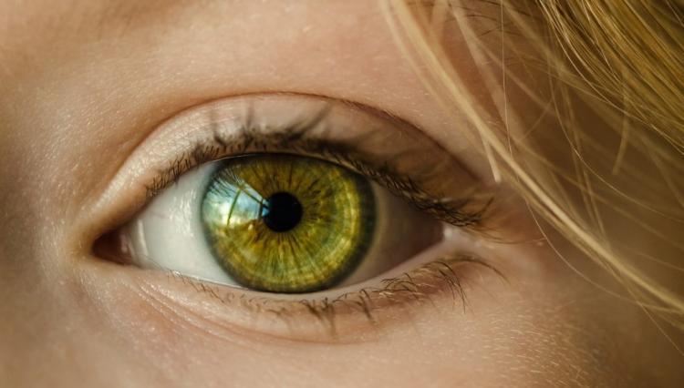 Study Links E-Cigarette use to Vision Impairment
