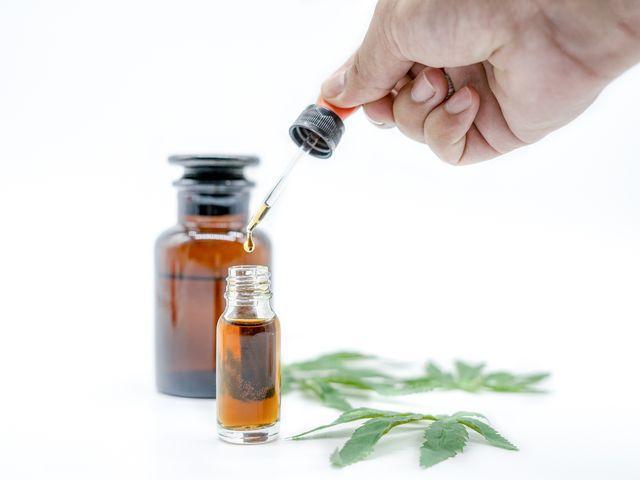 Todo lo Que Necesitas Saber Sobre el Vapeo de CBD