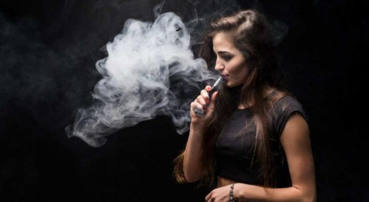 2FIRSTS Ban on e cigarettes in Brazil and risks to health