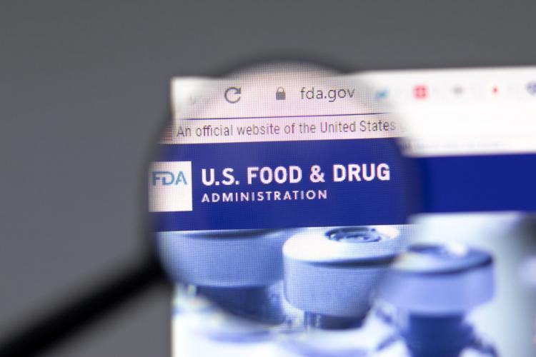 Desafíos enfrentados por la revisión del Centro de Productos de Tabaco de la FDA.