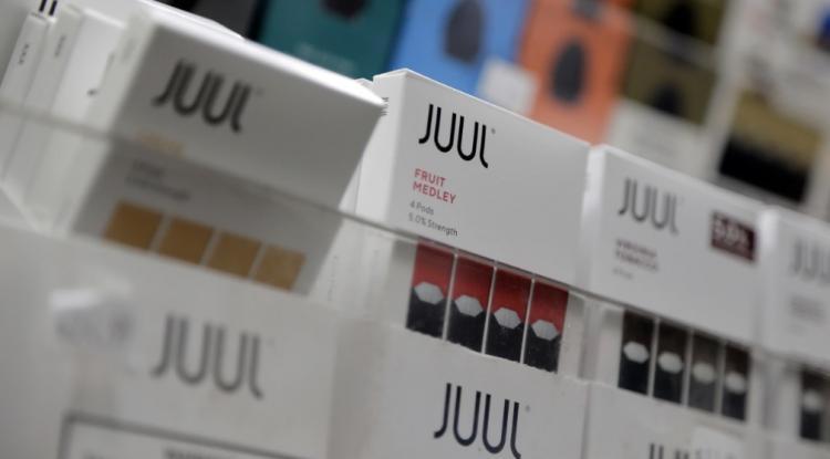 Juul Labs llega a un acuerdo de $438.5 millones por su marketing dirigido a jóvenes