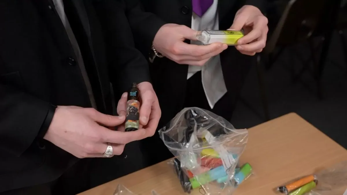 UK Government to Ban Free E-cigarette Samples to Minors