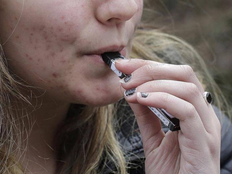 2FIRSTS Concerns over the Accessibility of Nicotine E cigarettes