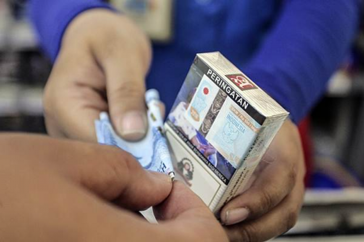 Indonesia incrementa los impuestos al tabaco y los cigarrillos electrónicos en 2023.